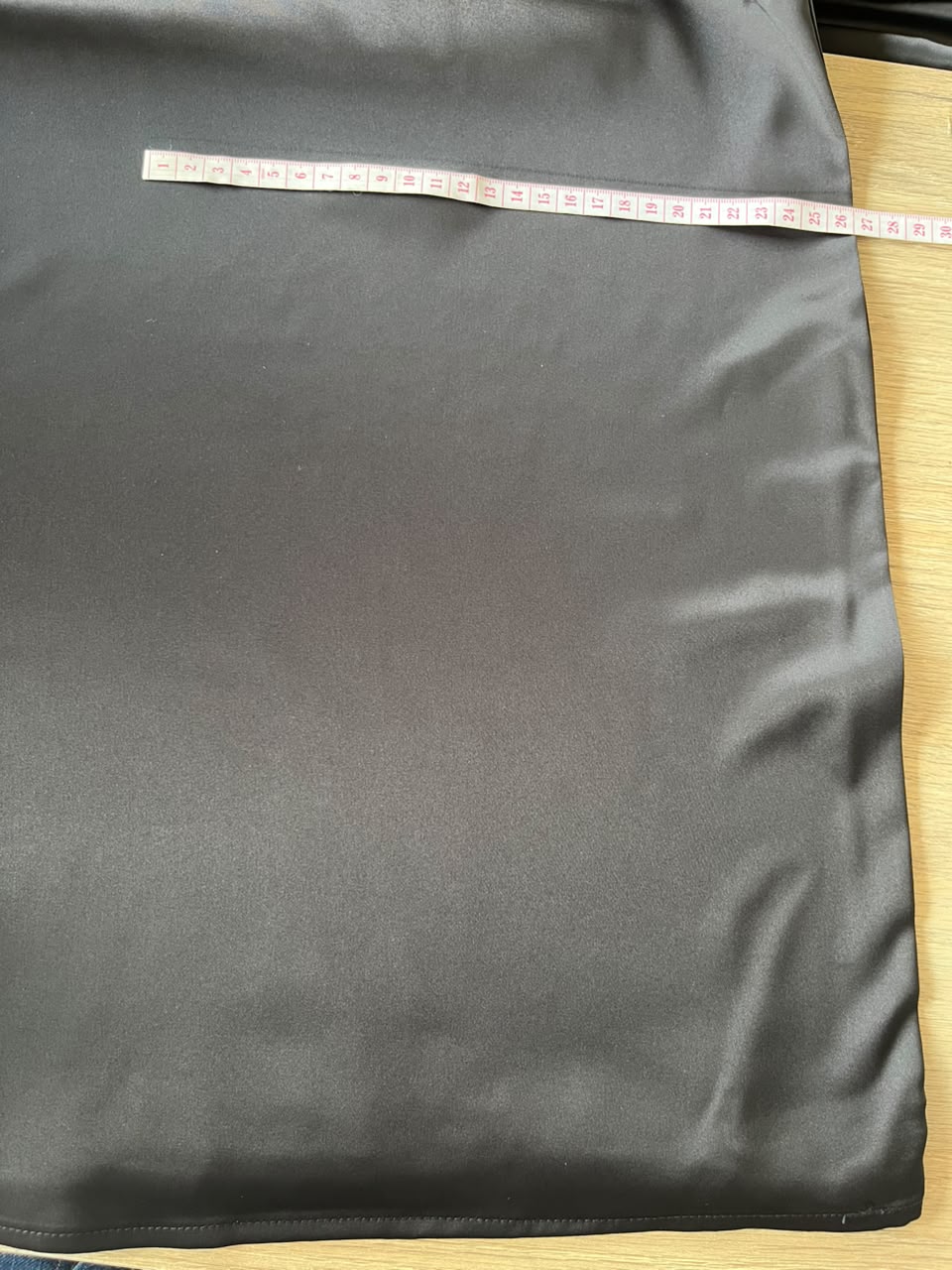 Perfecto Imperfecto Falda Lisa Satin Negra Talla L #74