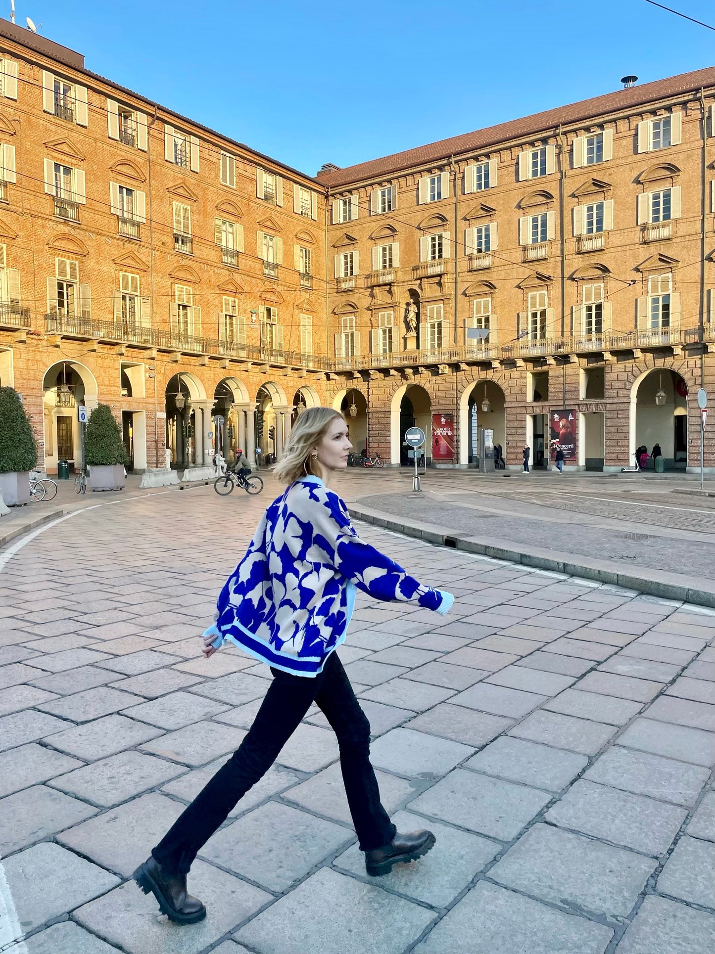 Cardigan Vainilla/ Azul