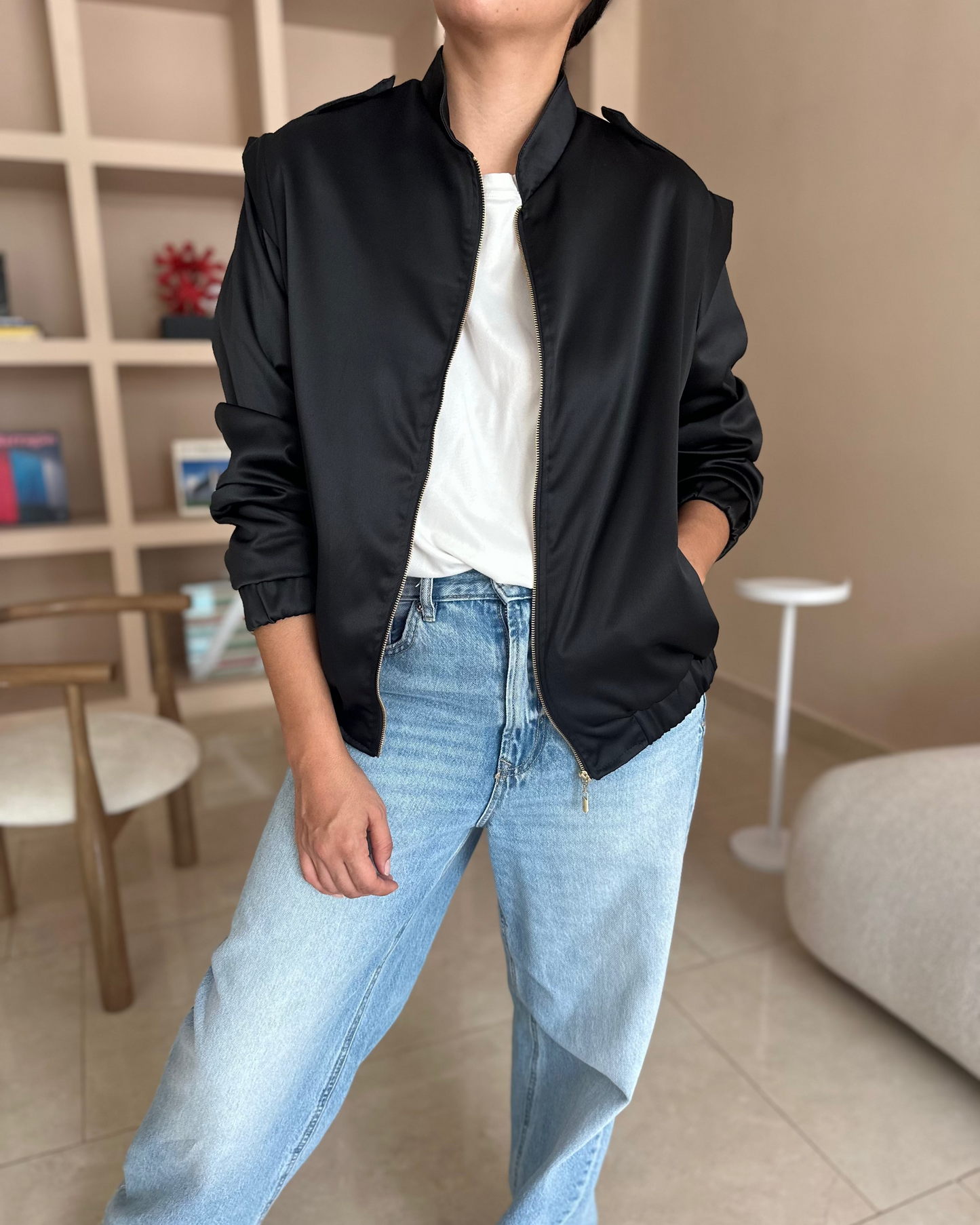 Rock Jacket Negra (PRE-ORDER TALLA M Y TALLA XL, SE ENTREGARAN DESDE LA SEMANA DEL 11 DE AGOSTO, DICHAS TALLAS NO ESTAN DISPONIBLES PARA ENVIO EXPRESS NI ENTREGA INMEDIATA)