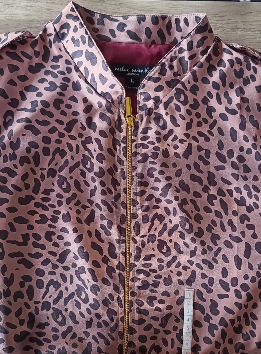 Perfecto Imperfecto Leopard Rock Jacket Talla L #436