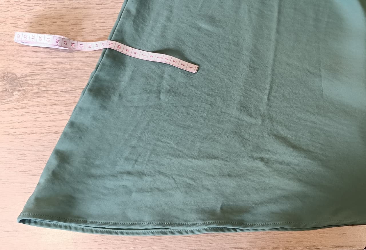 Perfecto Imperfecto Falda Lisa Oliva Talla M #428