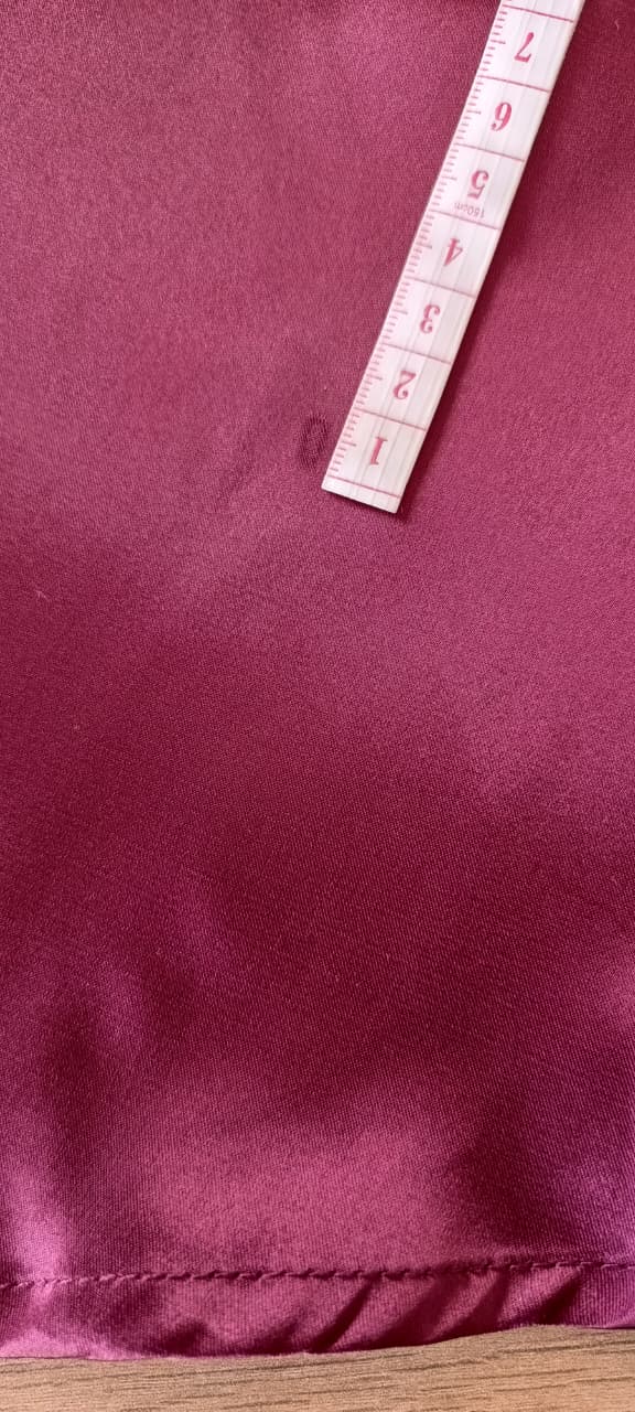 Perfecto Imperfecto Falda Lisa Vinotinto Talla M #441